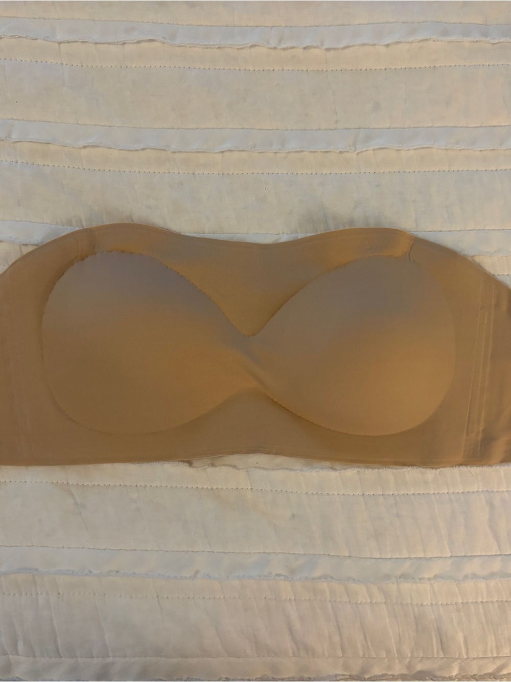 Seamless Strapless Bandeau Bra in Nude